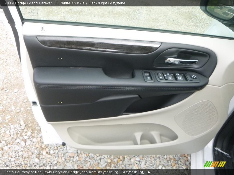 White Knuckle / Black/Light Graystone 2019 Dodge Grand Caravan SE