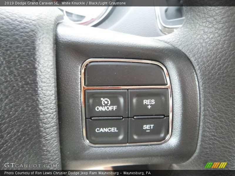 White Knuckle / Black/Light Graystone 2019 Dodge Grand Caravan SE