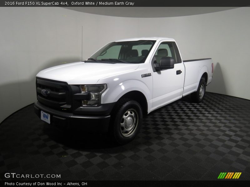 Oxford White / Medium Earth Gray 2016 Ford F150 XL SuperCab 4x4