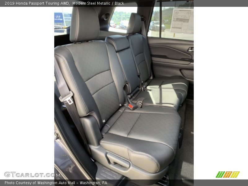 Modern Steel Metallic / Black 2019 Honda Passport Touring AWD