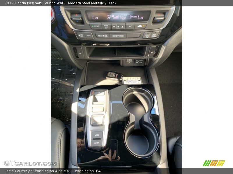 Modern Steel Metallic / Black 2019 Honda Passport Touring AWD