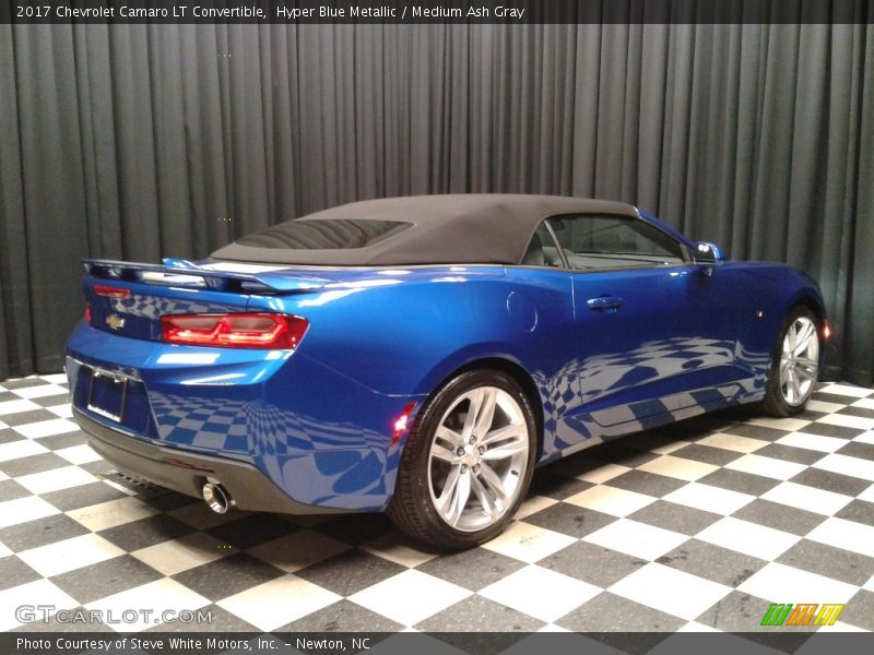 Hyper Blue Metallic / Medium Ash Gray 2017 Chevrolet Camaro LT Convertible