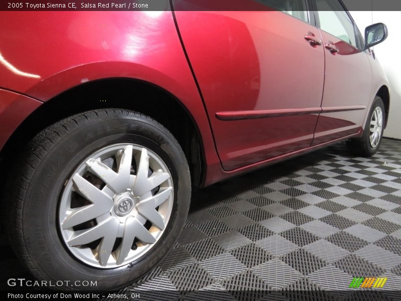 Salsa Red Pearl / Stone 2005 Toyota Sienna CE