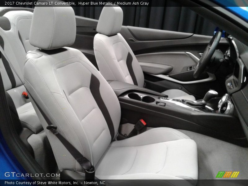 Hyper Blue Metallic / Medium Ash Gray 2017 Chevrolet Camaro LT Convertible