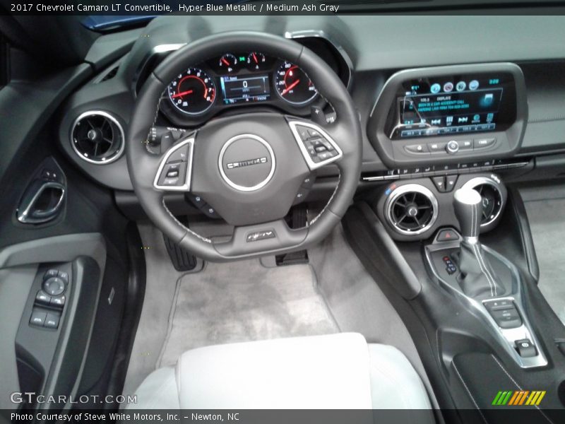 Hyper Blue Metallic / Medium Ash Gray 2017 Chevrolet Camaro LT Convertible