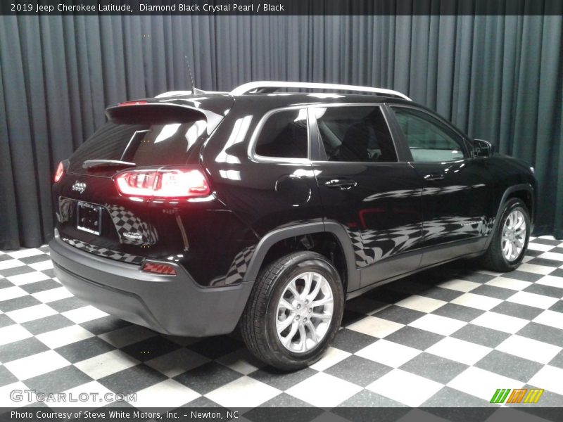 Diamond Black Crystal Pearl / Black 2019 Jeep Cherokee Latitude