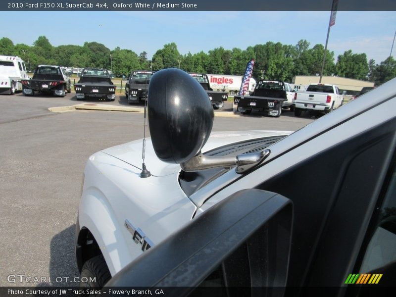 Oxford White / Medium Stone 2010 Ford F150 XL SuperCab 4x4