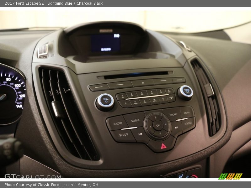 Lightning Blue / Charcoal Black 2017 Ford Escape SE