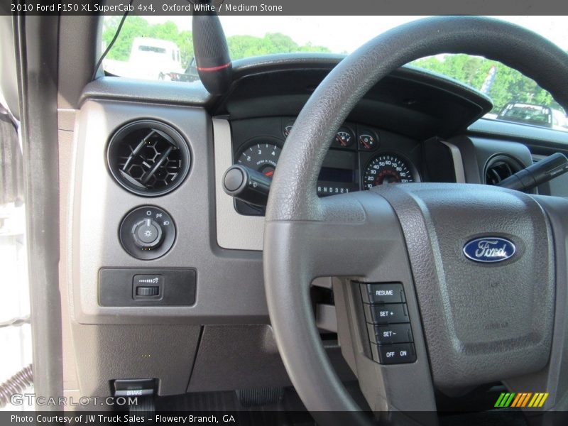 Oxford White / Medium Stone 2010 Ford F150 XL SuperCab 4x4