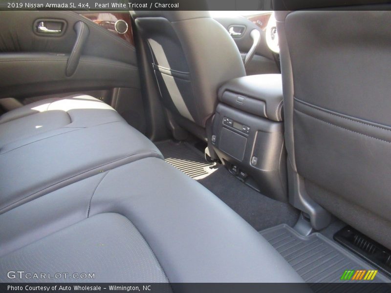 Pearl White Tricoat / Charcoal 2019 Nissan Armada SL 4x4