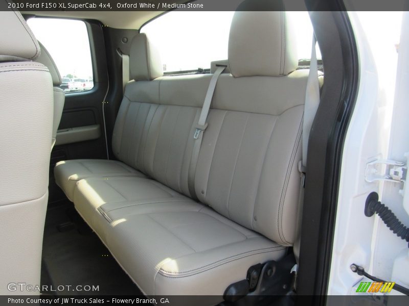 Oxford White / Medium Stone 2010 Ford F150 XL SuperCab 4x4
