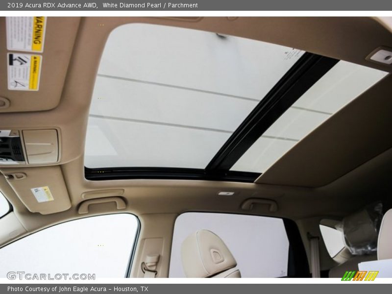 White Diamond Pearl / Parchment 2019 Acura RDX Advance AWD