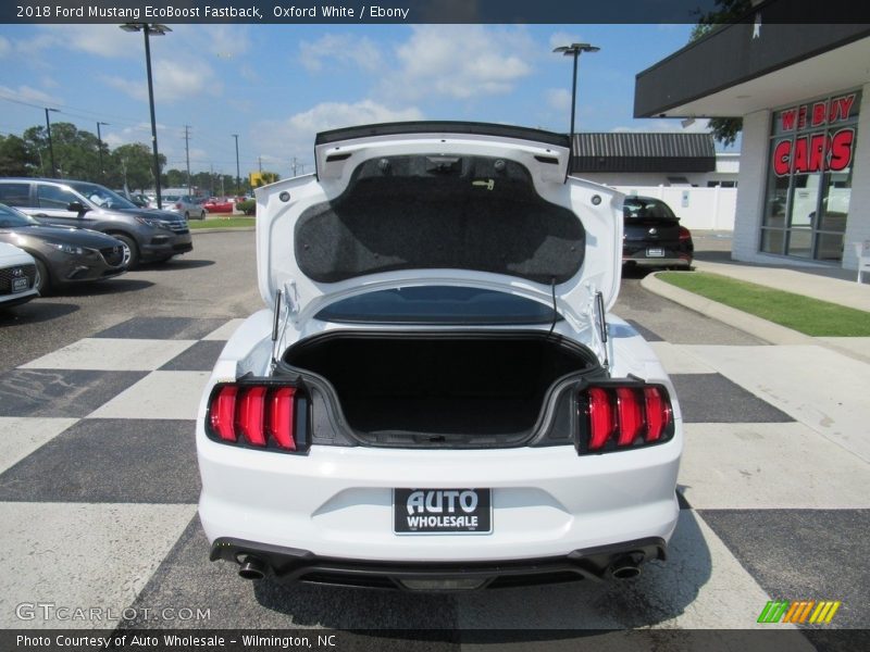 Oxford White / Ebony 2018 Ford Mustang EcoBoost Fastback