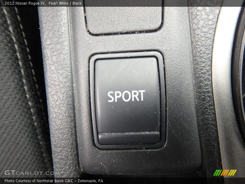 Pearl White / Black 2012 Nissan Rogue SV
