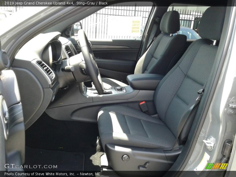 Sting-Gray / Black 2019 Jeep Grand Cherokee Upland 4x4