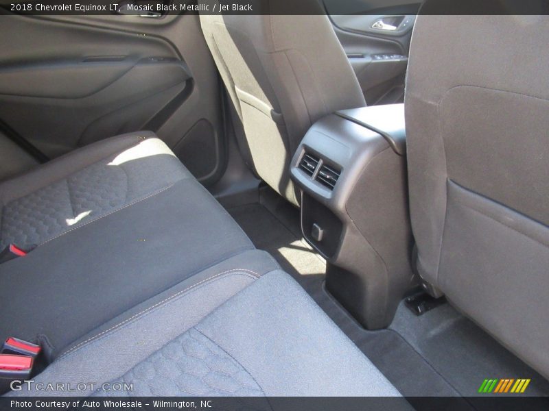 Mosaic Black Metallic / Jet Black 2018 Chevrolet Equinox LT