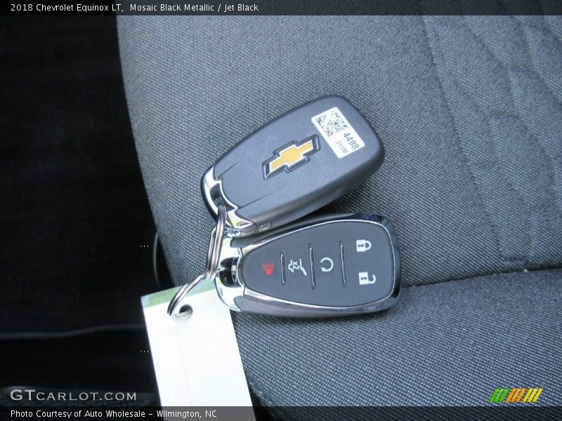 Mosaic Black Metallic / Jet Black 2018 Chevrolet Equinox LT