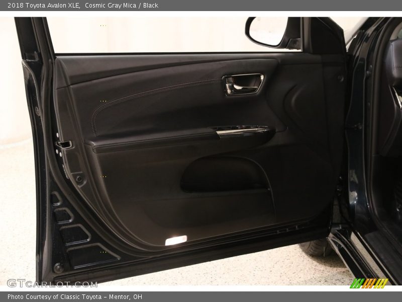 Cosmic Gray Mica / Black 2018 Toyota Avalon XLE