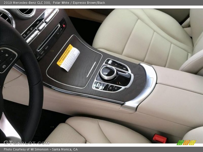 Polar White / Espresso Brown/Black 2019 Mercedes-Benz GLC 300