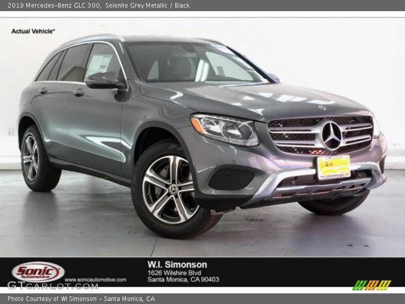 Selenite Grey Metallic / Black 2019 Mercedes-Benz GLC 300
