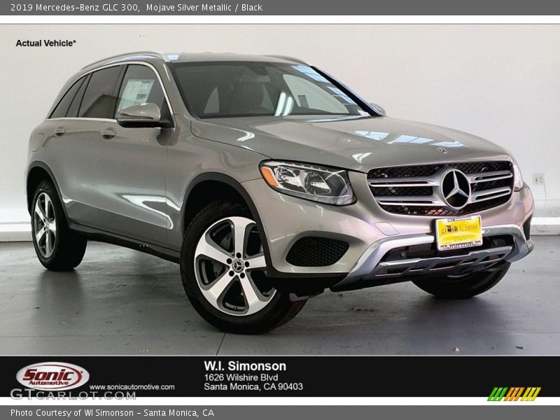 Mojave Silver Metallic / Black 2019 Mercedes-Benz GLC 300