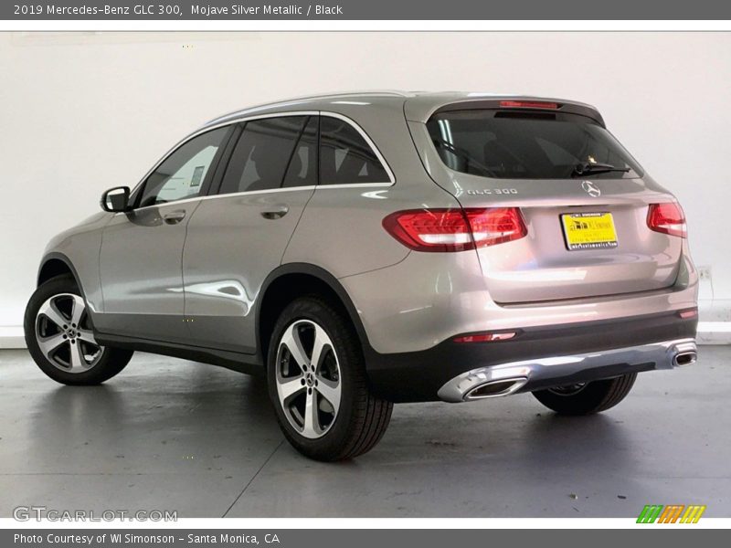 Mojave Silver Metallic / Black 2019 Mercedes-Benz GLC 300
