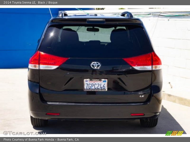 Black / Bisque 2014 Toyota Sienna LE