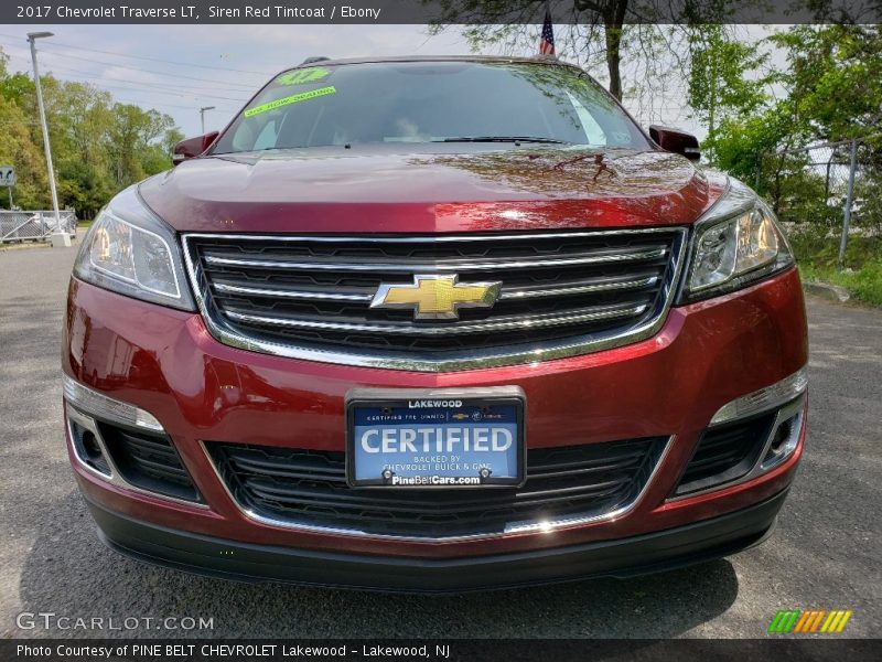 Siren Red Tintcoat / Ebony 2017 Chevrolet Traverse LT