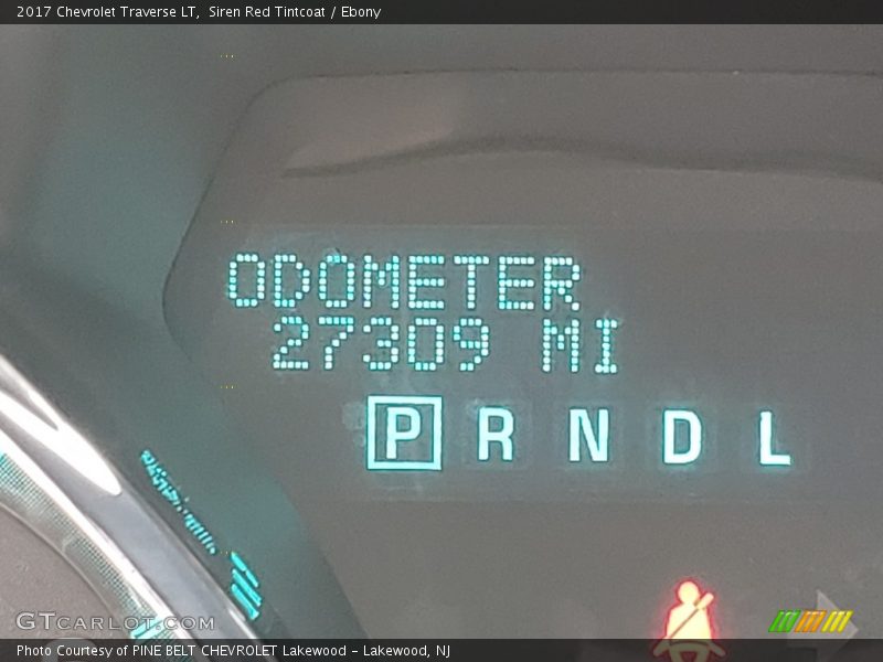 Siren Red Tintcoat / Ebony 2017 Chevrolet Traverse LT