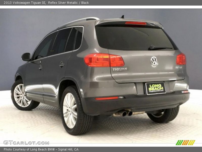 Reflex Silver Metallic / Black 2013 Volkswagen Tiguan SE