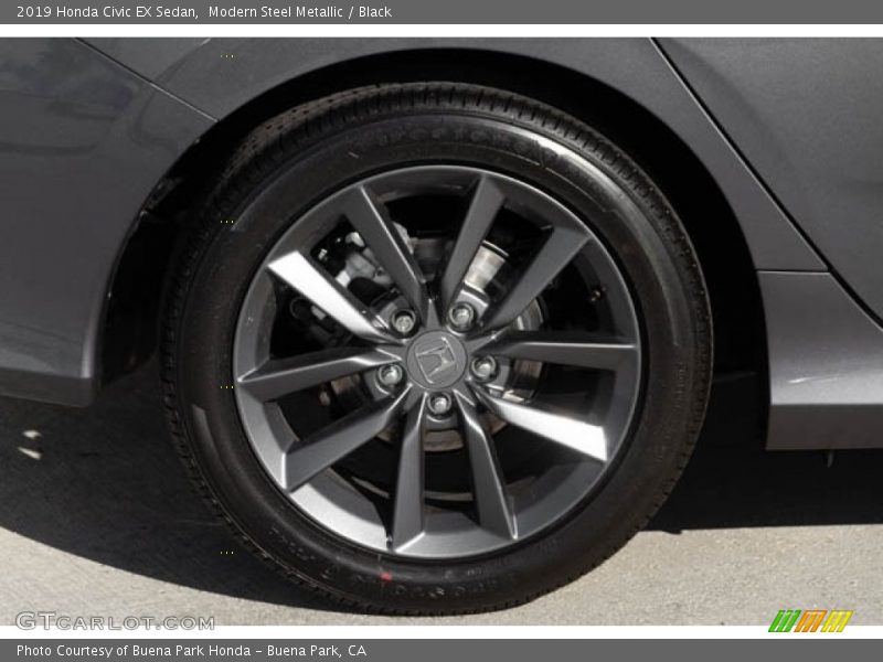 Modern Steel Metallic / Black 2019 Honda Civic EX Sedan