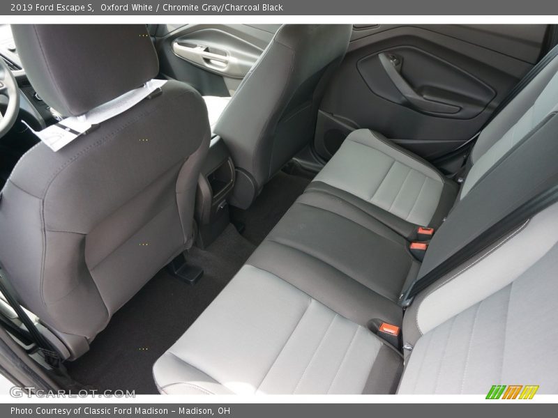 Oxford White / Chromite Gray/Charcoal Black 2019 Ford Escape S