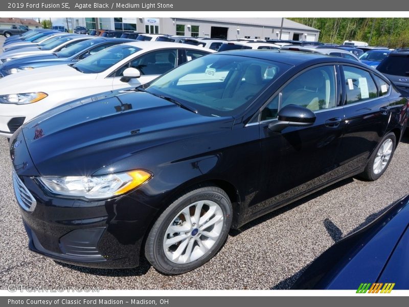 Agate Black / Medium Light Stone 2019 Ford Fusion SE