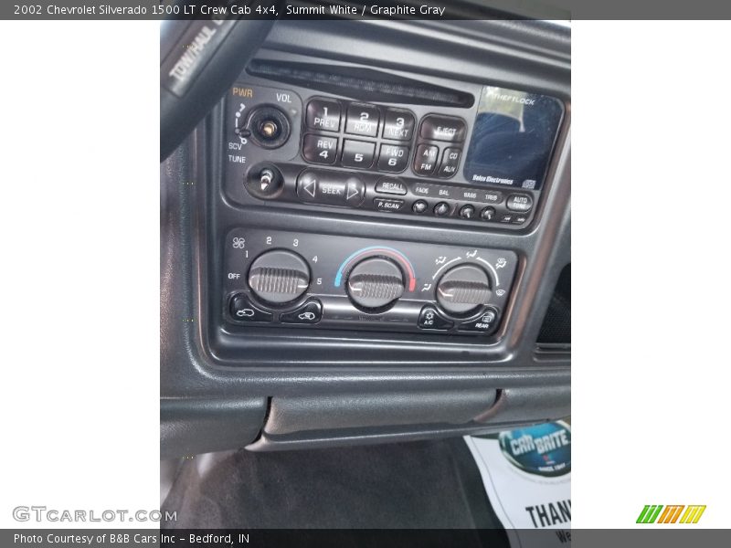 Summit White / Graphite Gray 2002 Chevrolet Silverado 1500 LT Crew Cab 4x4