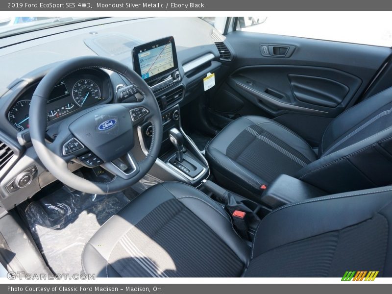 Moondust Silver Metallic / Ebony Black 2019 Ford EcoSport SES 4WD