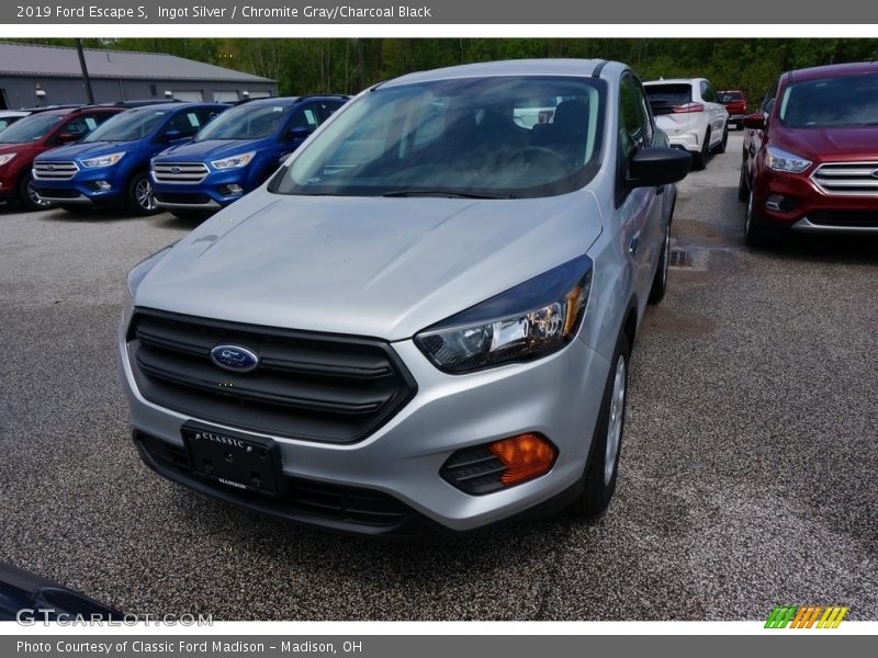 Ingot Silver / Chromite Gray/Charcoal Black 2019 Ford Escape S