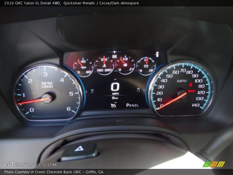 Quicksilver Metallic / Cocoa/Dark Atmospere 2019 GMC Yukon XL Denali 4WD