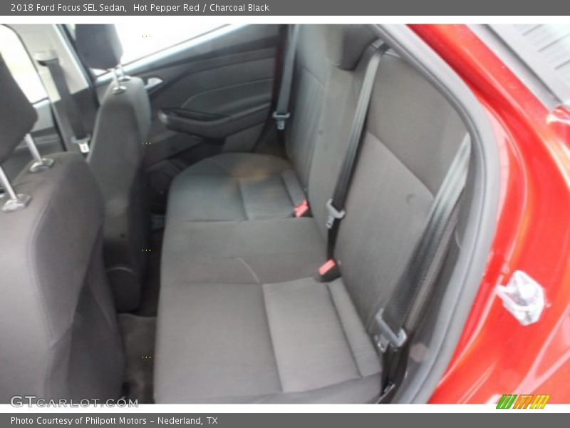 Hot Pepper Red / Charcoal Black 2018 Ford Focus SEL Sedan