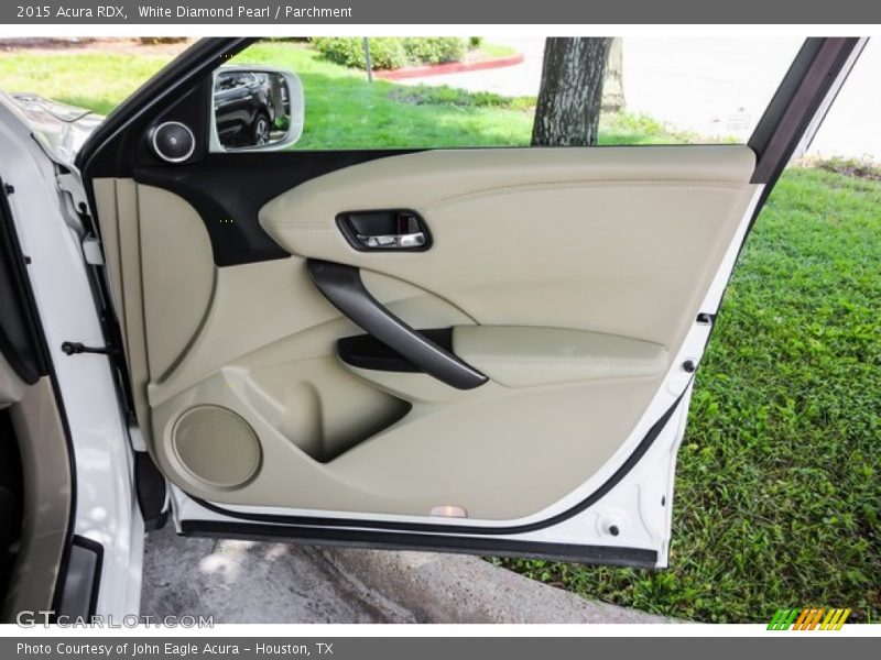 White Diamond Pearl / Parchment 2015 Acura RDX