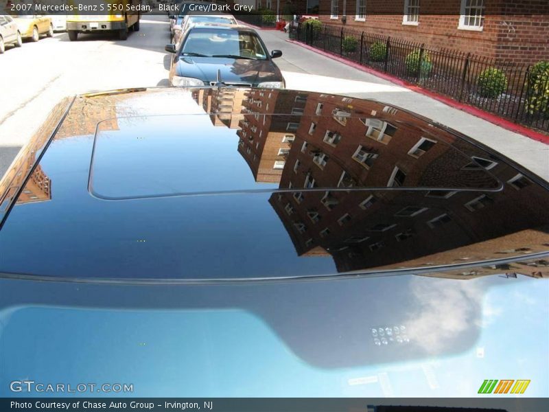 Black / Grey/Dark Grey 2007 Mercedes-Benz S 550 Sedan