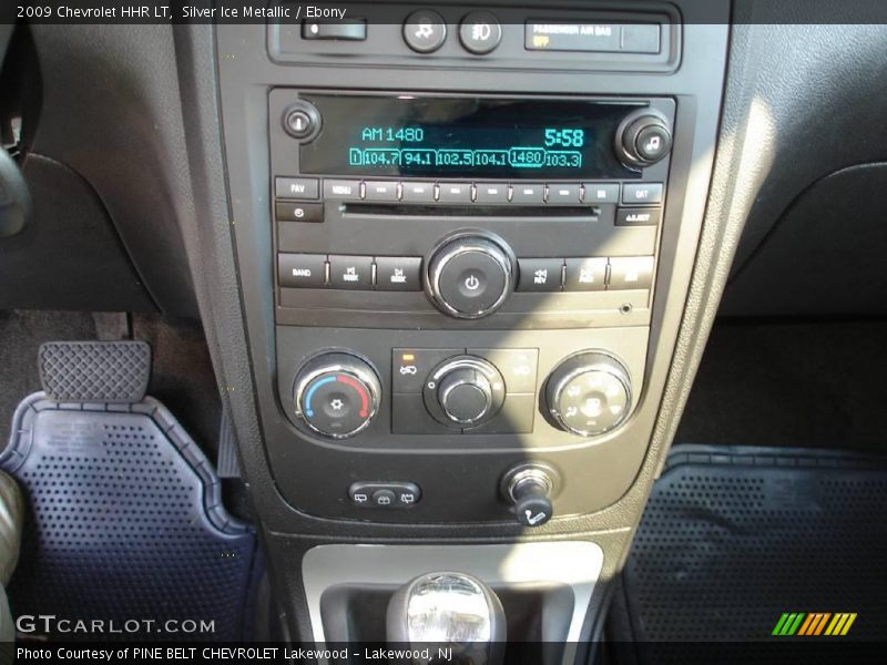 Silver Ice Metallic / Ebony 2009 Chevrolet HHR LT