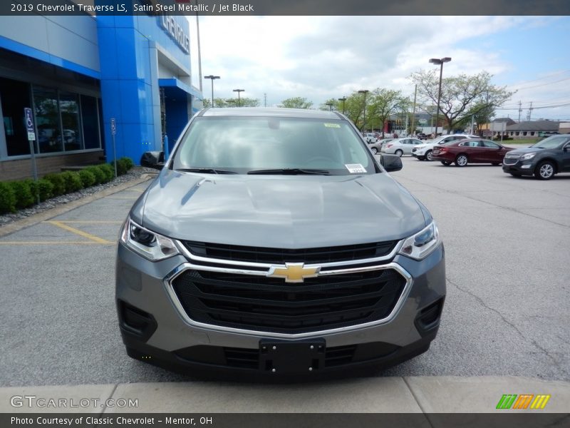 Satin Steel Metallic / Jet Black 2019 Chevrolet Traverse LS