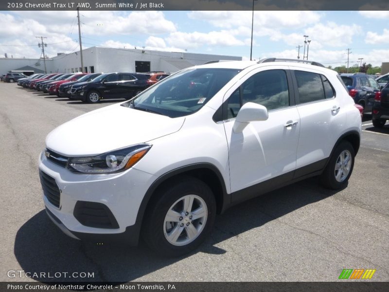 Summit White / Jet Black 2019 Chevrolet Trax LT AWD