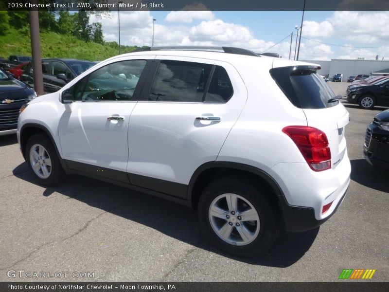 Summit White / Jet Black 2019 Chevrolet Trax LT AWD