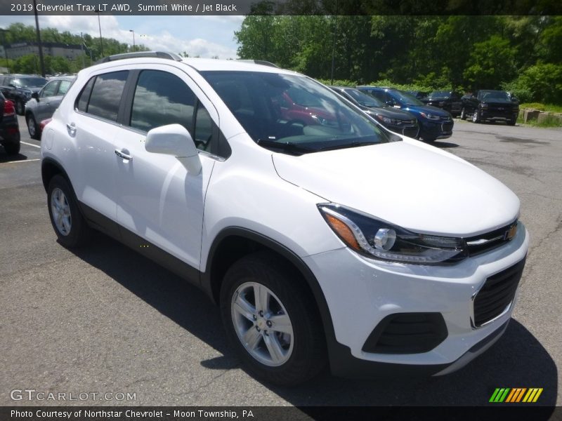 Summit White / Jet Black 2019 Chevrolet Trax LT AWD