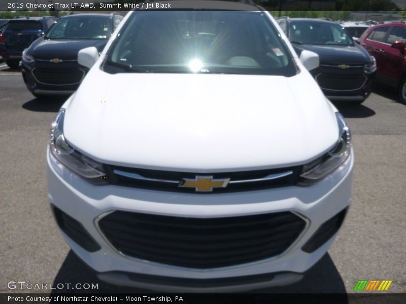Summit White / Jet Black 2019 Chevrolet Trax LT AWD