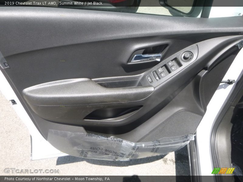 Summit White / Jet Black 2019 Chevrolet Trax LT AWD