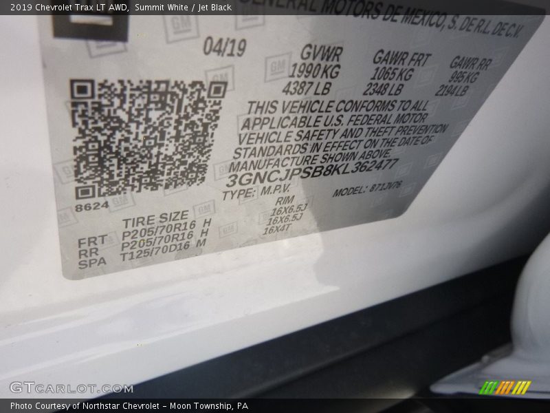 Summit White / Jet Black 2019 Chevrolet Trax LT AWD