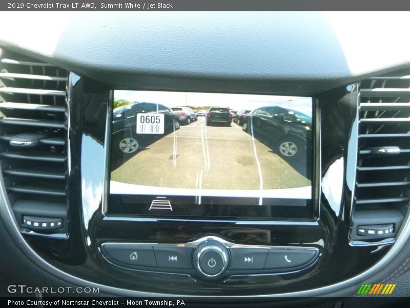 Summit White / Jet Black 2019 Chevrolet Trax LT AWD