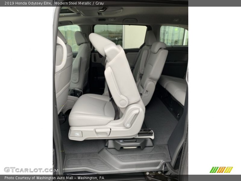 Modern Steel Metallic / Gray 2019 Honda Odyssey Elite